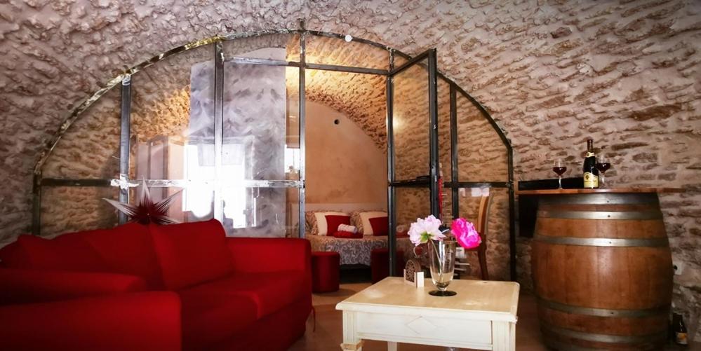 Chambre D Hote De Charme Avec Plein D Authenticite Du 13 Eme Siecle Chateauneuf-du-Pape Exterior photo